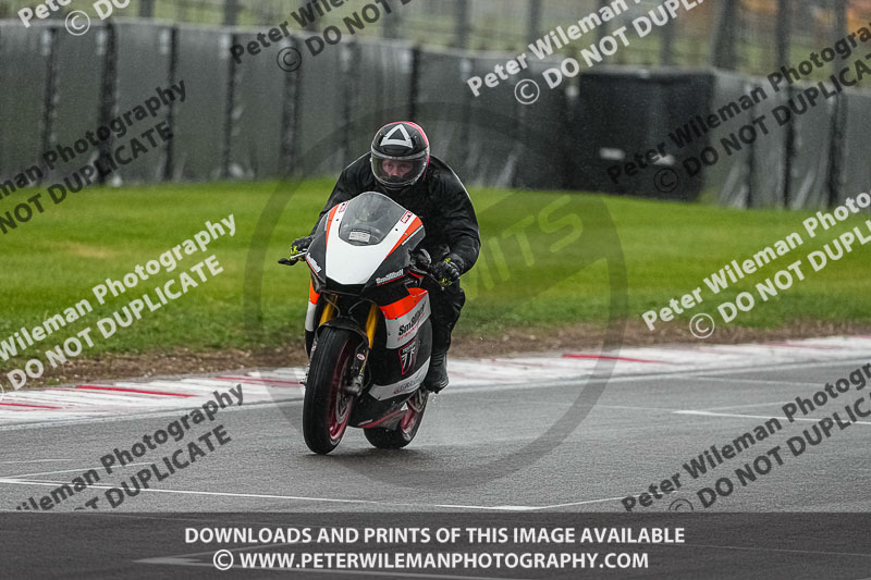 donington no limits trackday;donington park photographs;donington trackday photographs;estoril;event digital images;motorbikes;no limits;no limits trackdays;peter wileman photography;portugal;trackday;trackday digital images;trackday photos